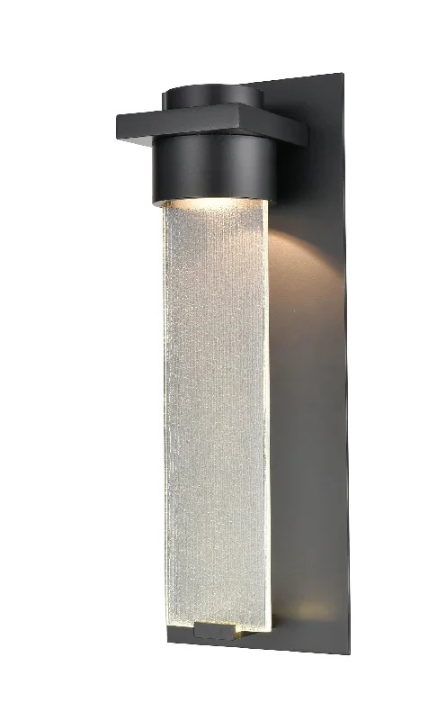 Industrial Lighting with High CRI (Color Rendering Index) for True Color PerceptionAmster LED Outdoor Wall Lamp - Powder Coated Black - Clear Glass - 12W Integrated LED Module - 1,050lm - 3000K Warm White Industrial Lighting with High CRI (Color Rendering Index) for True Color PerceptionAmster LED Outdoor Wall Lamp - Powder Coated Black - Clear Glass - 12W Integrated LED Module - 1,050lm - 3000K Warm White
