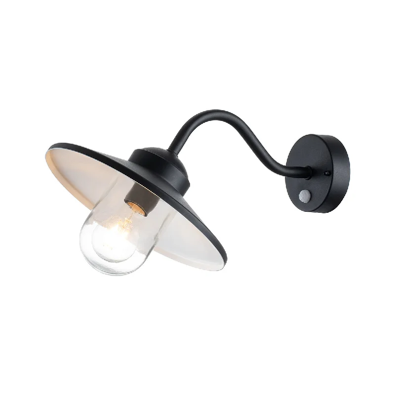 Klampenborg 1 lt Outdoor Wall Lantern IP44 PIR