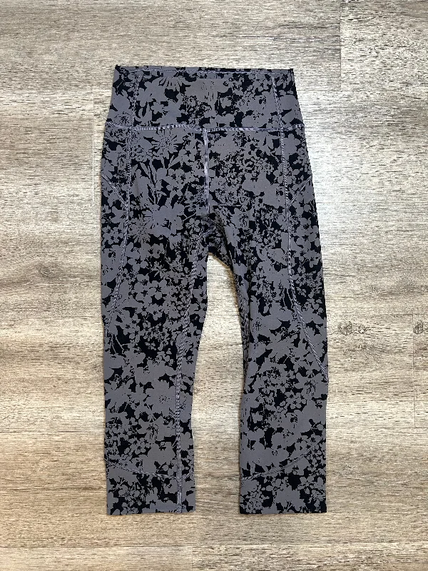 Athletic Capris By Lululemon  Size: S