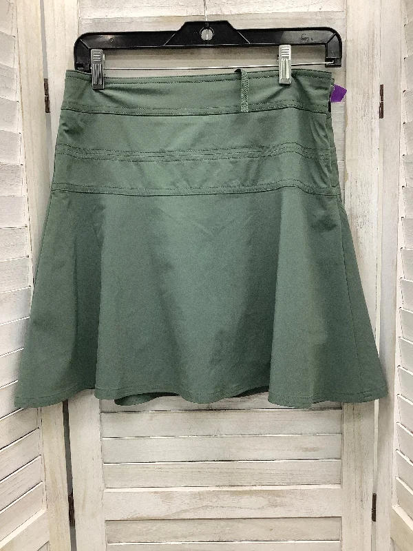 Green Athletic Skort Athleta, Size 2