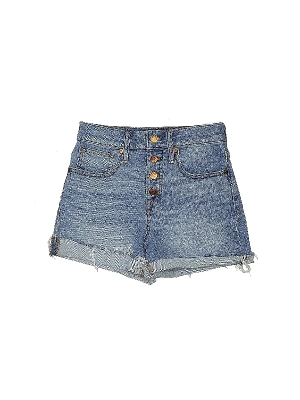 Mid-Rise Denim Shorts in Light Wash