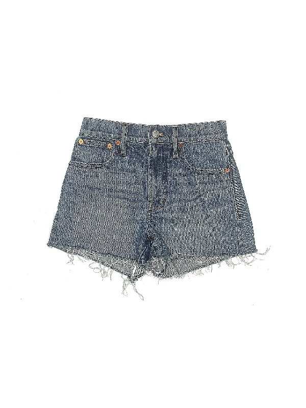 Mid-Rise Denim Shorts in Light Wash