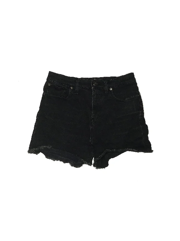 Mid-Rise Denim Shorts in Medium Wash