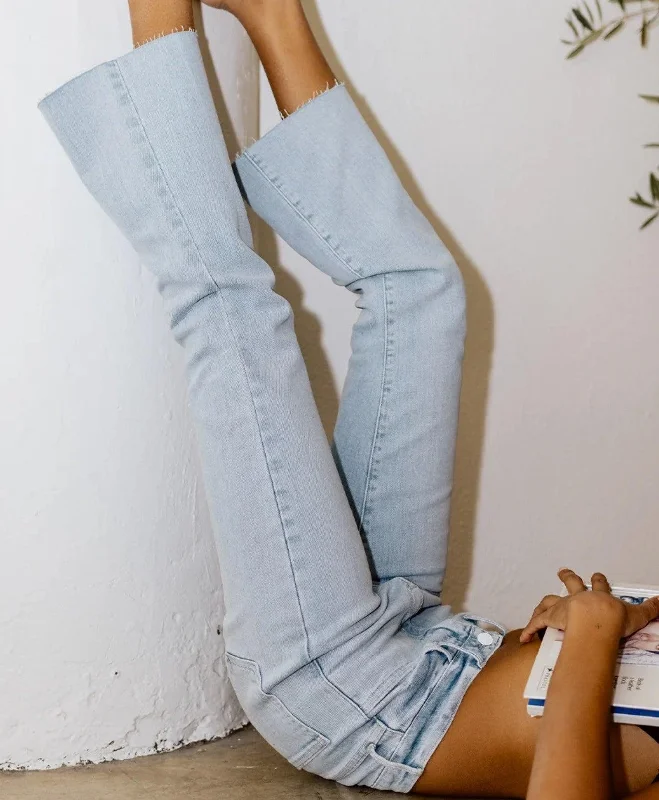 The Fall Flare Jeans in Light Wash