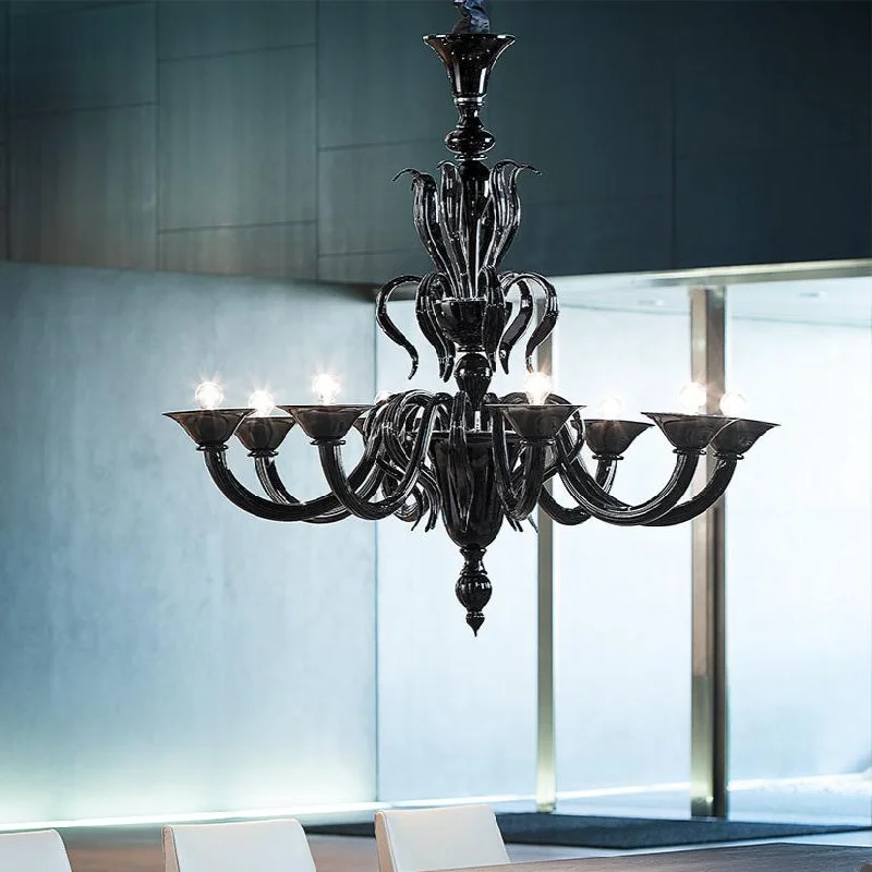 Traditional Brass Chandeliers for Classic InteriorsHand-Blown Fine Venetian Traditional Chandelier With Ten Shades And Murano Glass Traditional Brass Chandeliers for Classic InteriorsHand-Blown Fine Venetian Traditional Chandelier With Ten Shades And Murano Glass