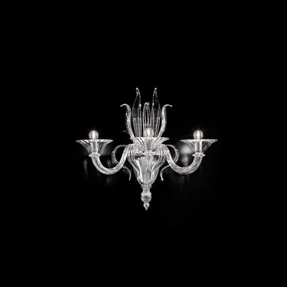Chandeliers for Dining Rooms to Set the Mood for MealsHand-Blown Fine Venetian Traditional Wall Lamp With Three Shades And Murano Glass Chandeliers for Dining Rooms to Set the Mood for MealsHand-Blown Fine Venetian Traditional Wall Lamp With Three Shades And Murano Glass
