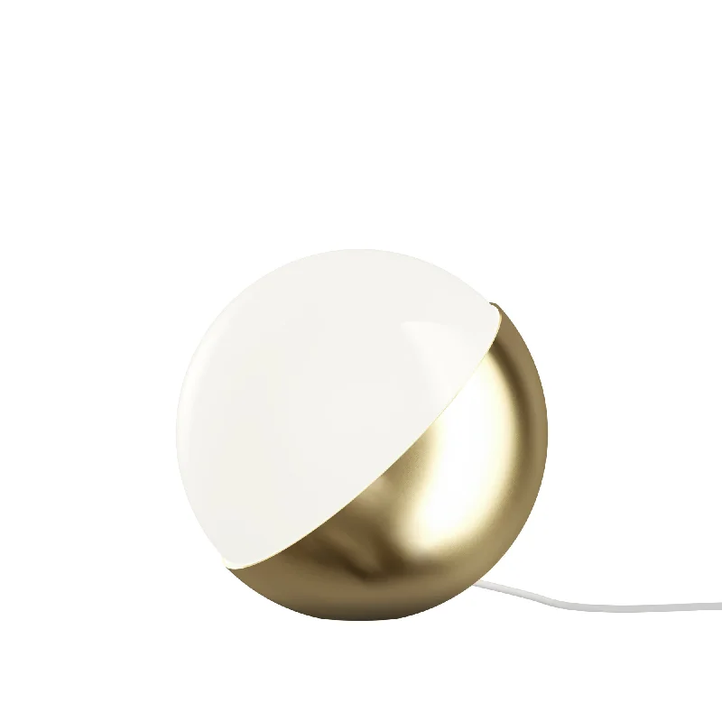 Wood Floor Lamp with Natural Grain for a Warm and Organic FeelLouis Poulsen VL Studio Table Lamp Wood Floor Lamp with Natural Grain for a Warm and Organic FeelLouis Poulsen VL Studio Table Lamp