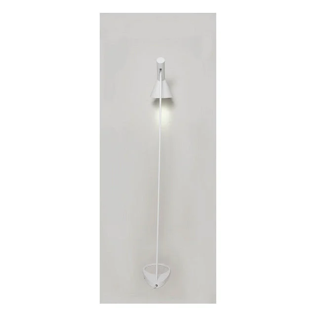  Way Switch Floor Lamp for Multiple Light Intensity LevelsStilnovo AJ Floor Lamp
