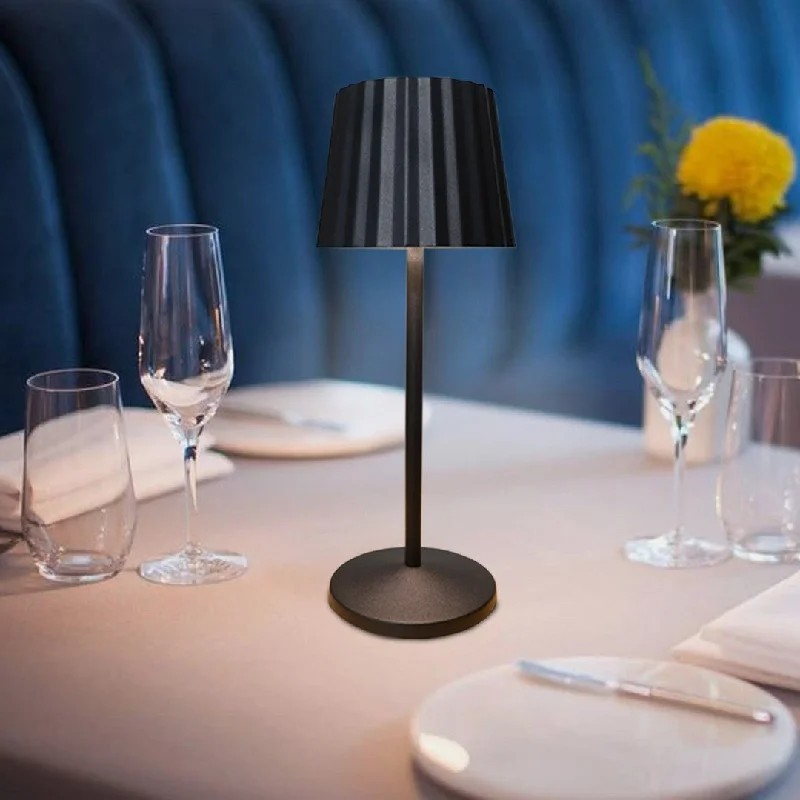 glass table lamps with a frosted surface for soft light diffusionMeteor Rechargeable glass table lamps with a frosted surface for soft light diffusionMeteor Rechargeable